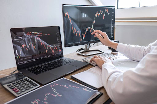 تداول اون لاين ربحية متزايدة في عالم الاستثمار